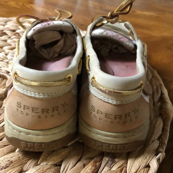 Sperry Topsider Burberry sequence pattern! - Picture 3 of 10